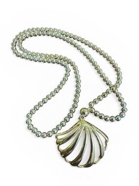 Hand Crafted Gold Shell Pendant Beaded Necklace